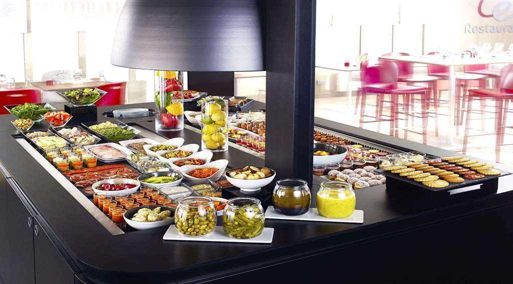 Hotel Campanile Bourges Nord - Saint-Doulchard Restaurante foto